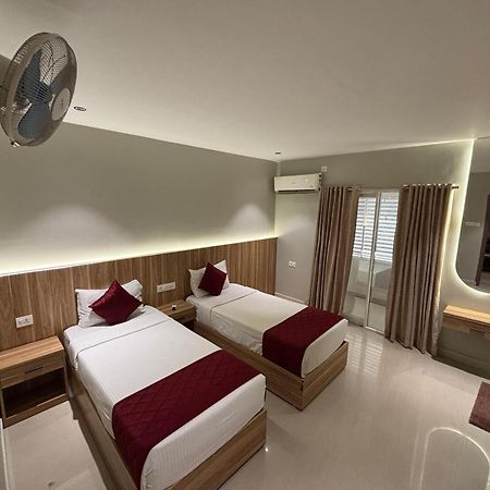 Muziris Manor Residency Hotel Kochi Luaran gambar