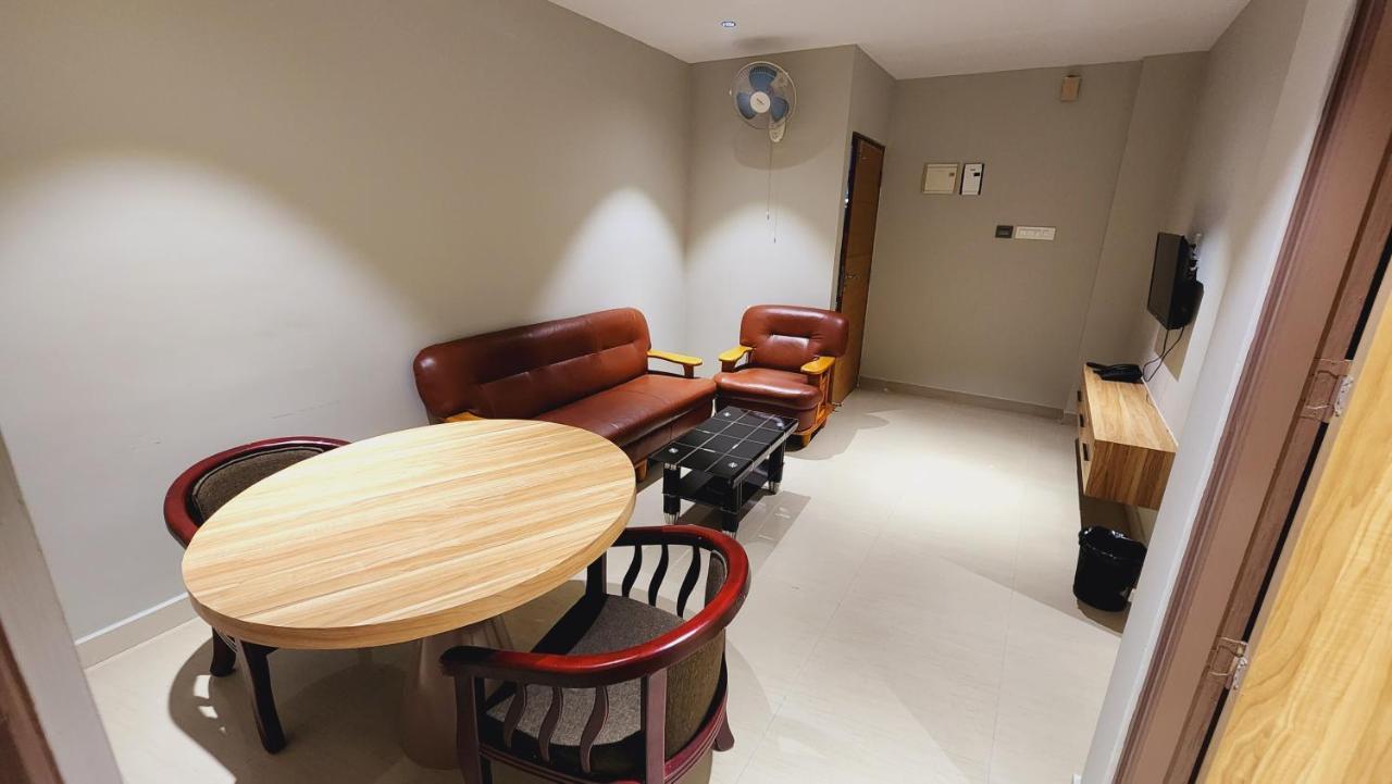 Muziris Manor Residency Hotel Kochi Luaran gambar