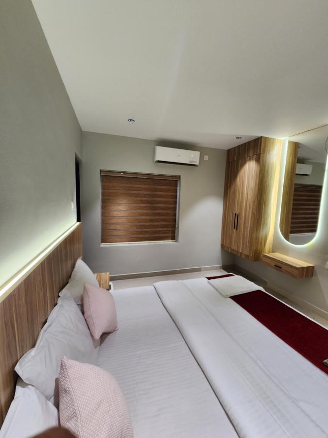 Muziris Manor Residency Hotel Kochi Luaran gambar