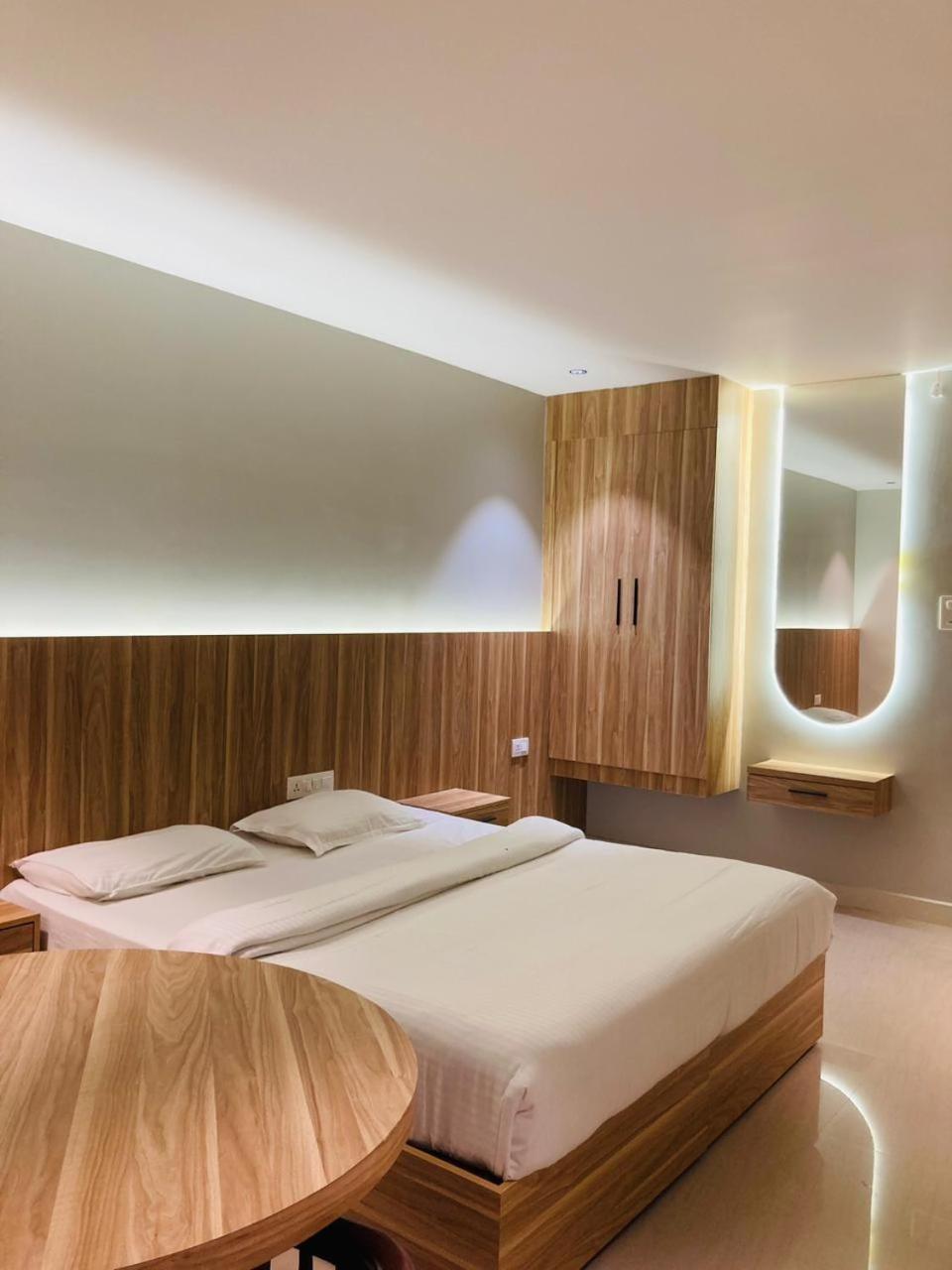 Muziris Manor Residency Hotel Kochi Luaran gambar