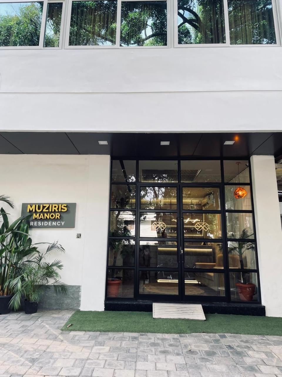 Muziris Manor Residency Hotel Kochi Luaran gambar