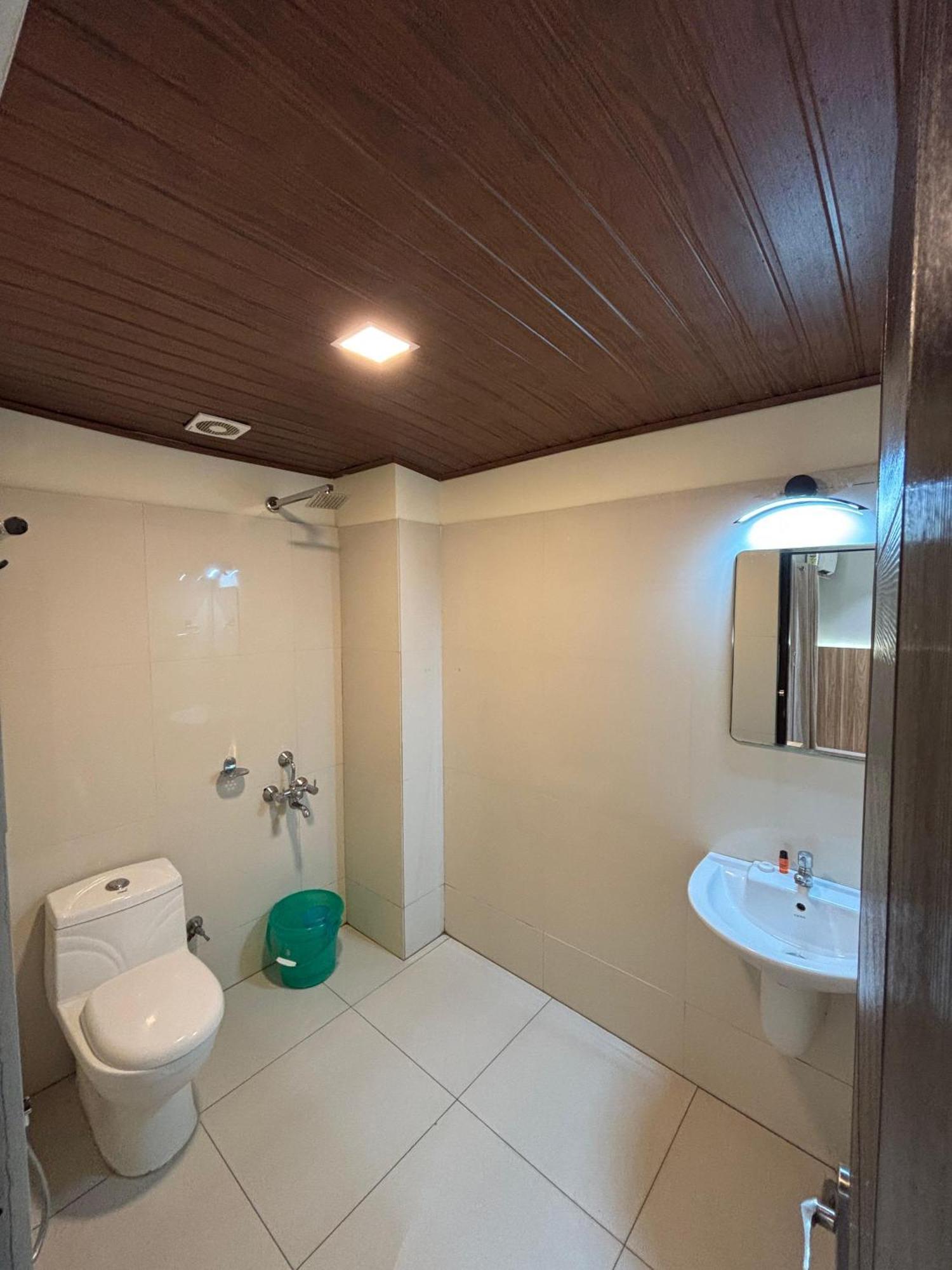 Muziris Manor Residency Hotel Kochi Luaran gambar