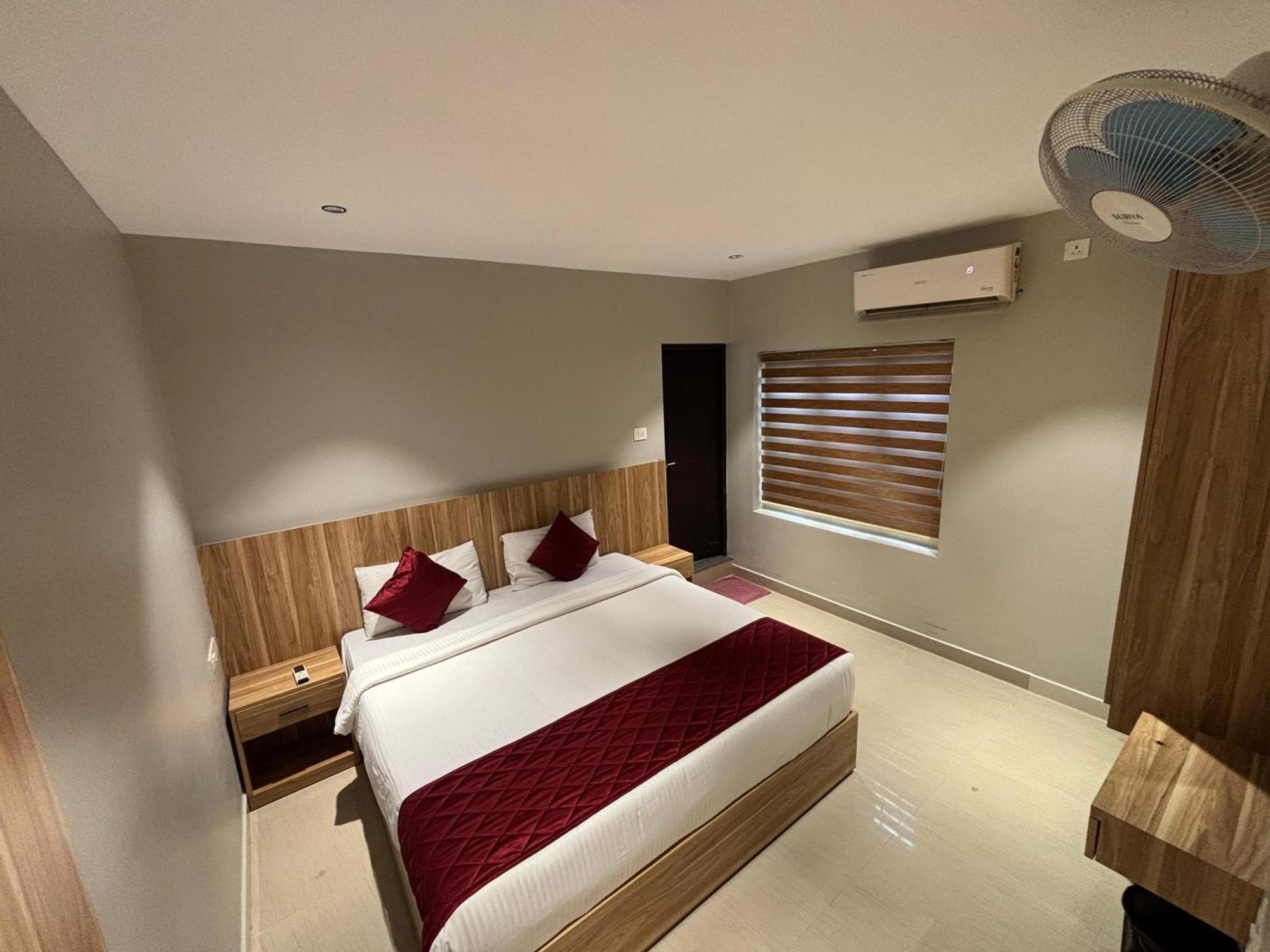 Muziris Manor Residency Hotel Kochi Luaran gambar