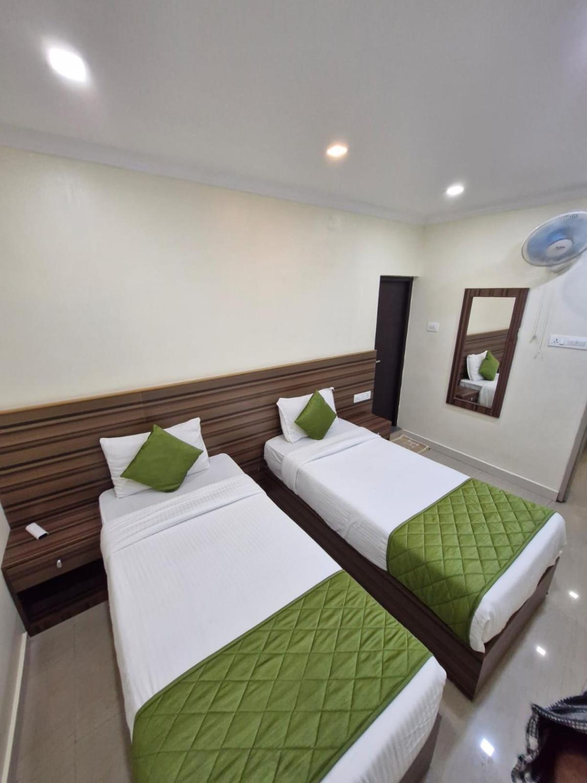 Muziris Manor Residency Hotel Kochi Luaran gambar