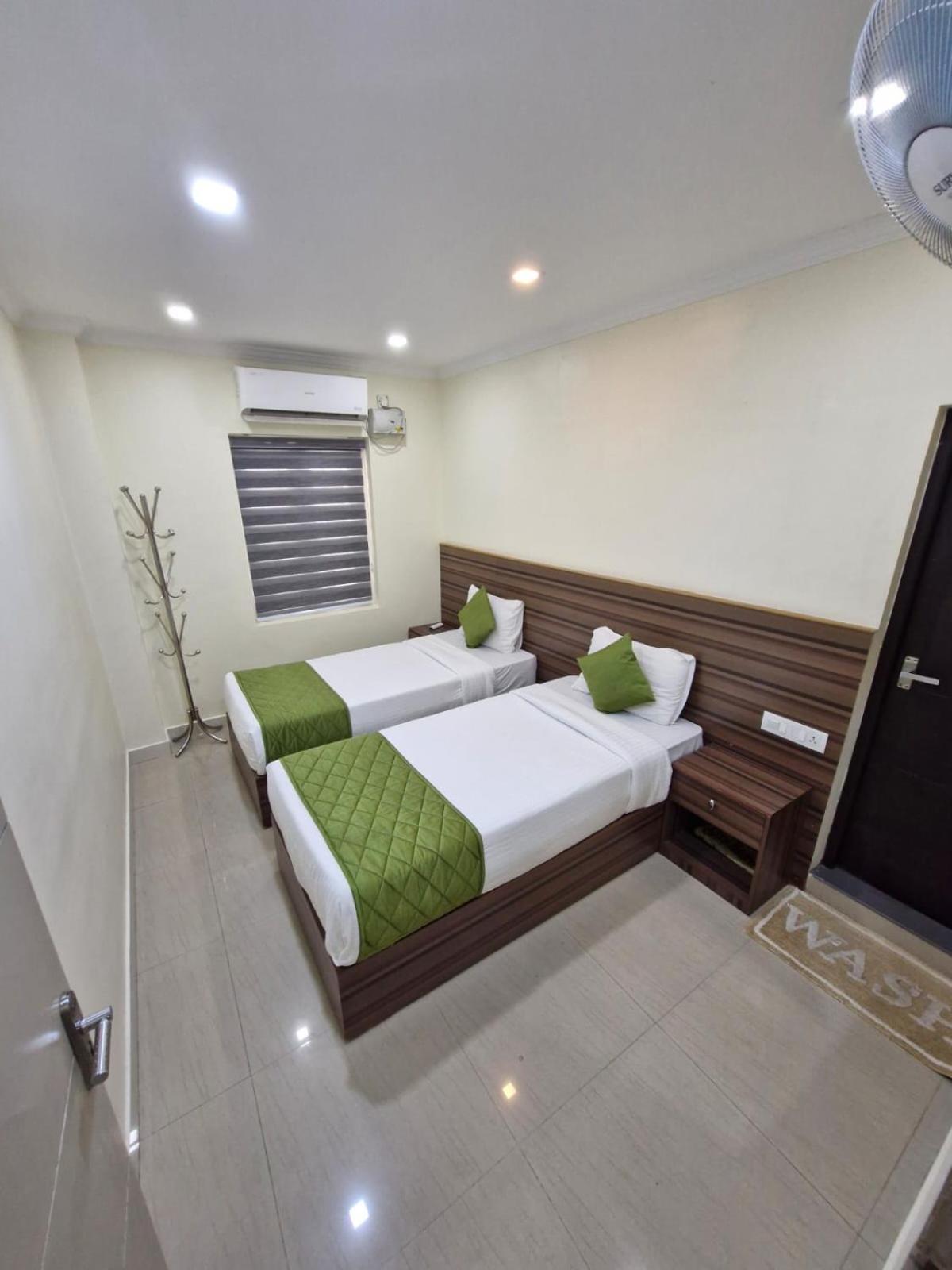 Muziris Manor Residency Hotel Kochi Luaran gambar